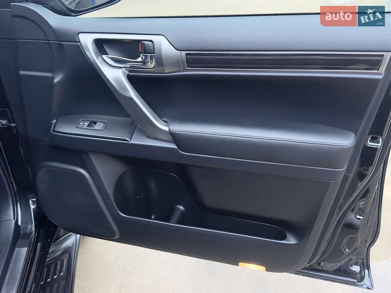 Внедорожник / Кроссовер Lexus GX 2022 в Киеве фото 36 Внедорожник / Кроссовер Lexus GX 2022 в Киеве