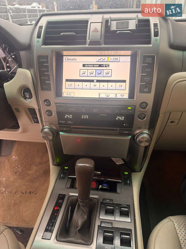 Внедорожник / Кроссовер Lexus GX 2011 в Киеве