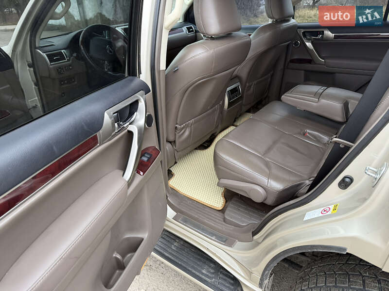 Внедорожник / Кроссовер Lexus GX 2010 в Золочеве фото 16 Внедорожник / Кроссовер Lexus GX 2010 в Золочеве