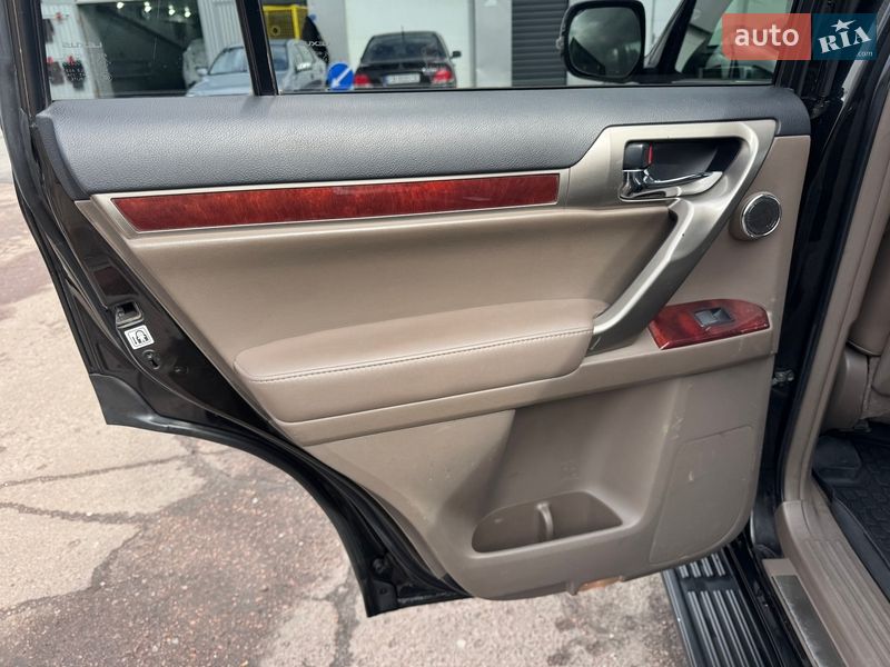 Внедорожник / Кроссовер Lexus GX 2013 в Прилуках
