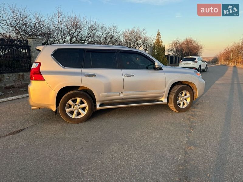 Внедорожник / Кроссовер Lexus GX 2011 в Андреевке фото 5 Внедорожник / Кроссовер Lexus GX 2011 в Андреевке