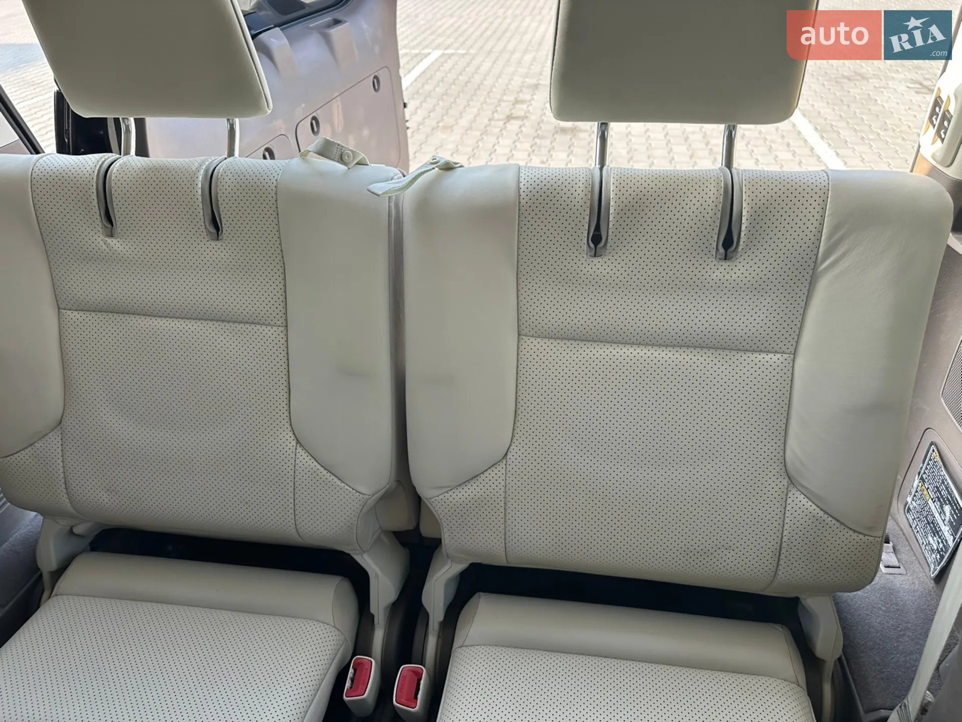 2010 Lexus GX - мініатюра 23