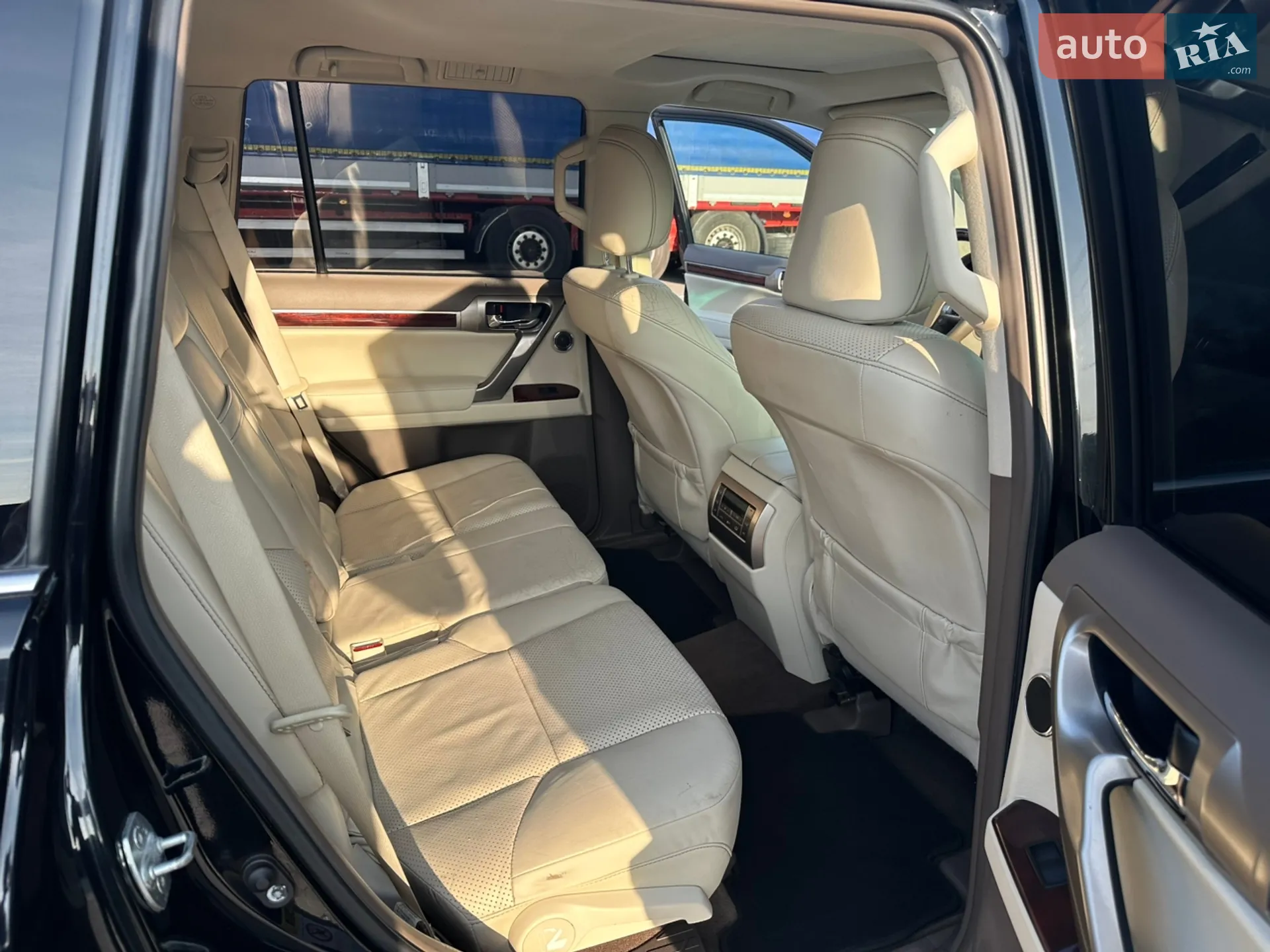 2010 Lexus GX - мініатюра 26