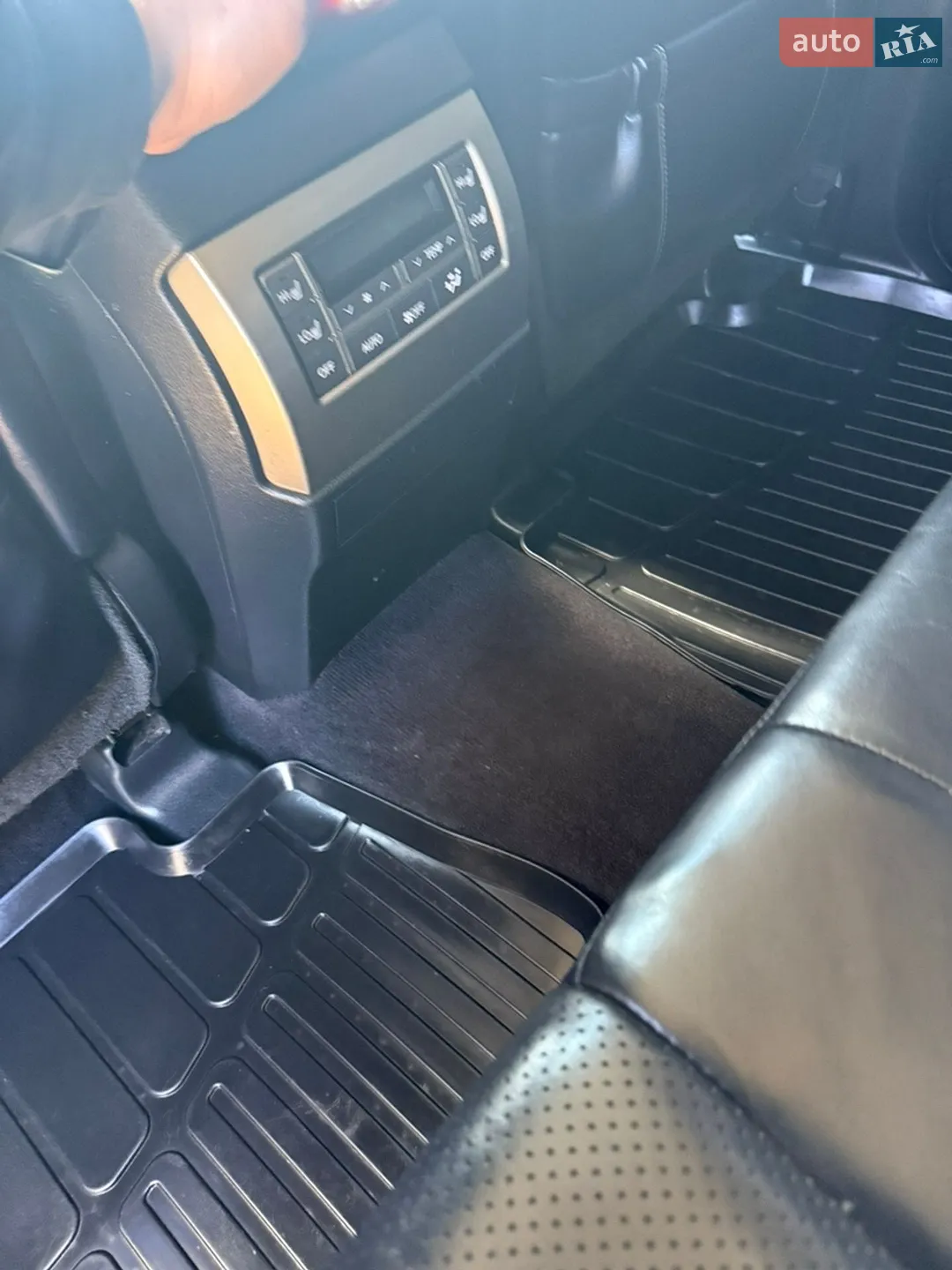 2010 Lexus GX - мініатюра 62