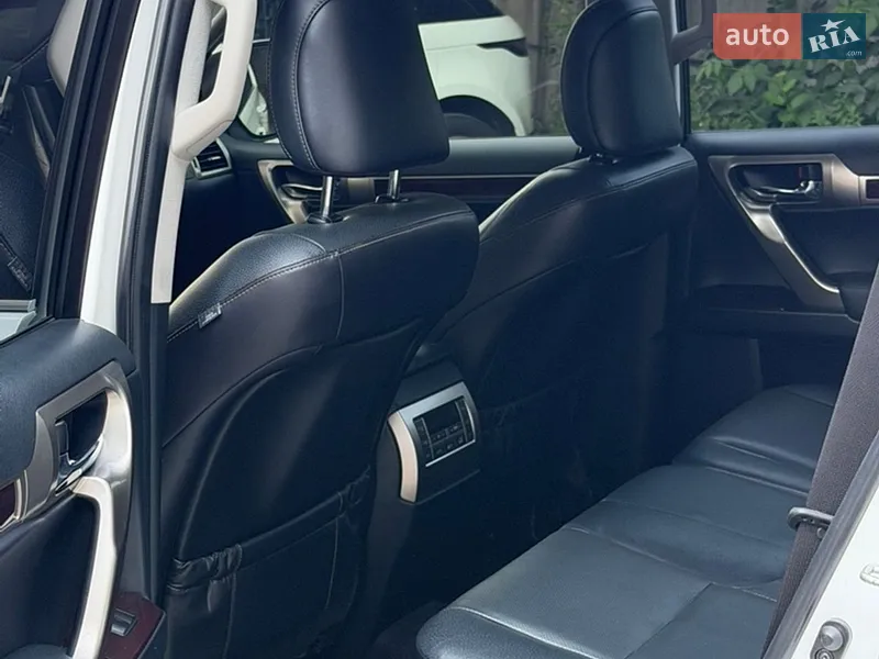 Lexus GX 2016 VIN JTJBM7FX2G5141981 фото оголошення 14 з 60