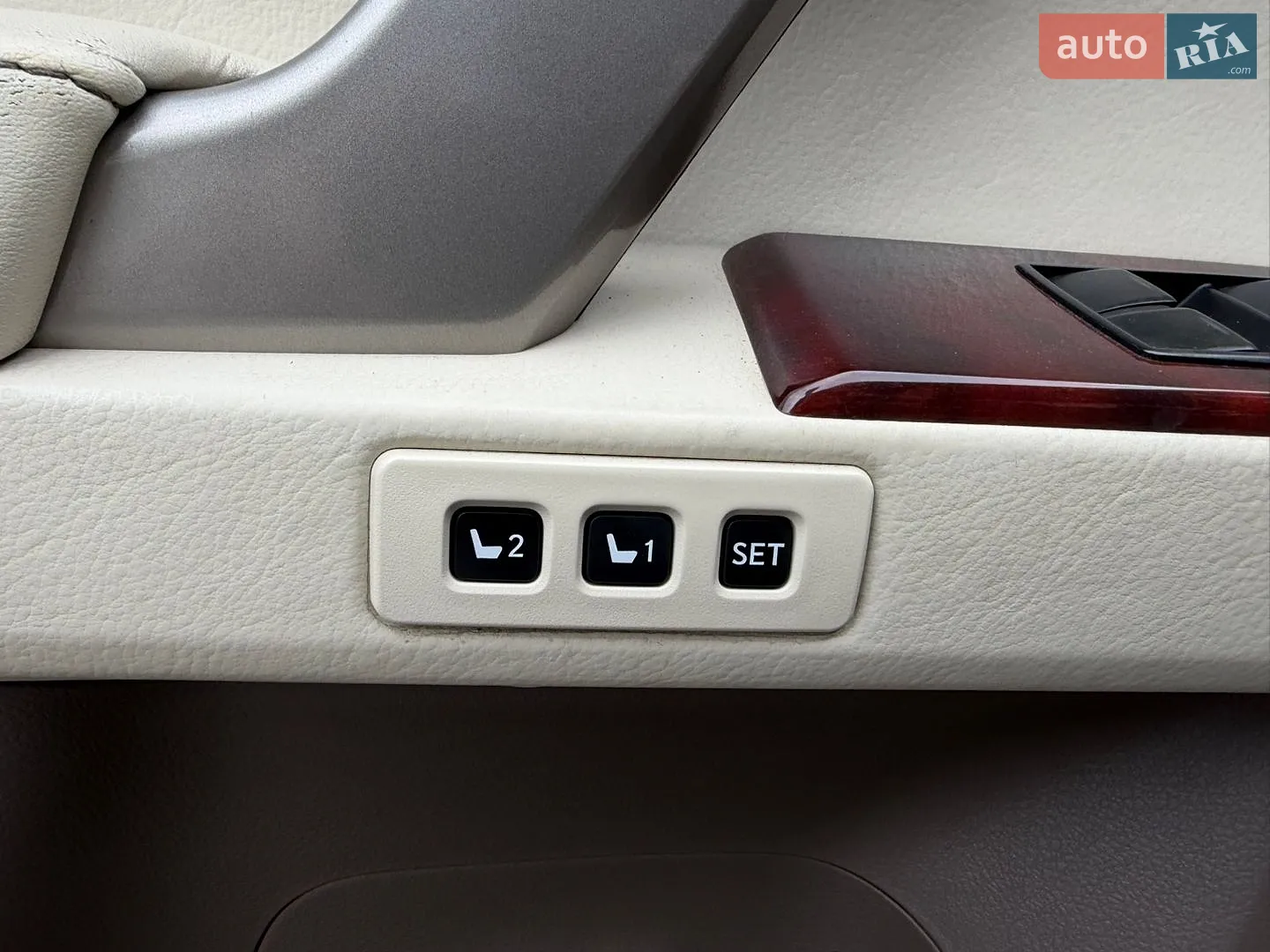 2011 Lexus GX - мініатюра 35