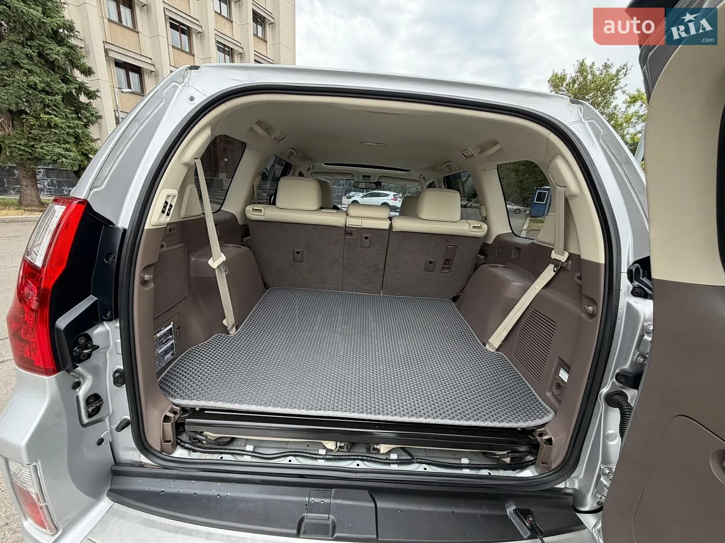 2011 Lexus GX - мініатюра 88