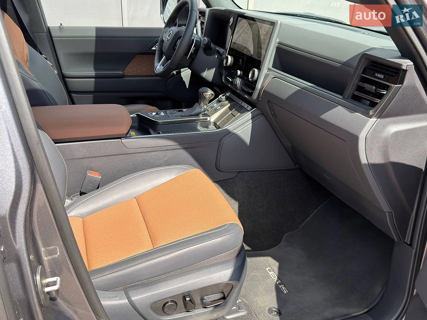 2025 Lexus GX - мініатюра 27