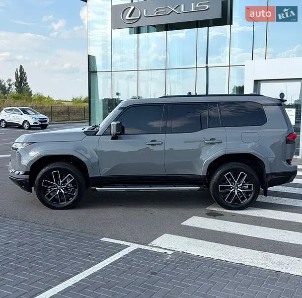 Lexus GX 2025
