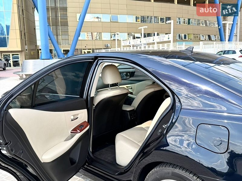 Седан Lexus HS 2009 в Харькове