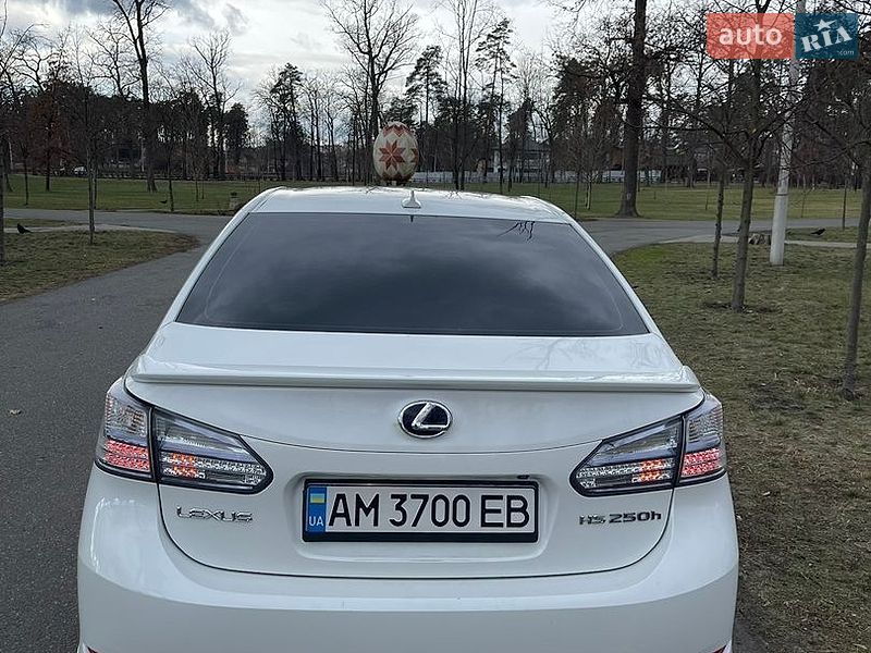 Седан Lexus HS 2009 в Киеве