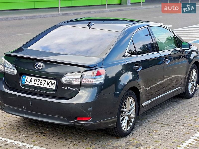 Седан Lexus HS 2011 в Києві