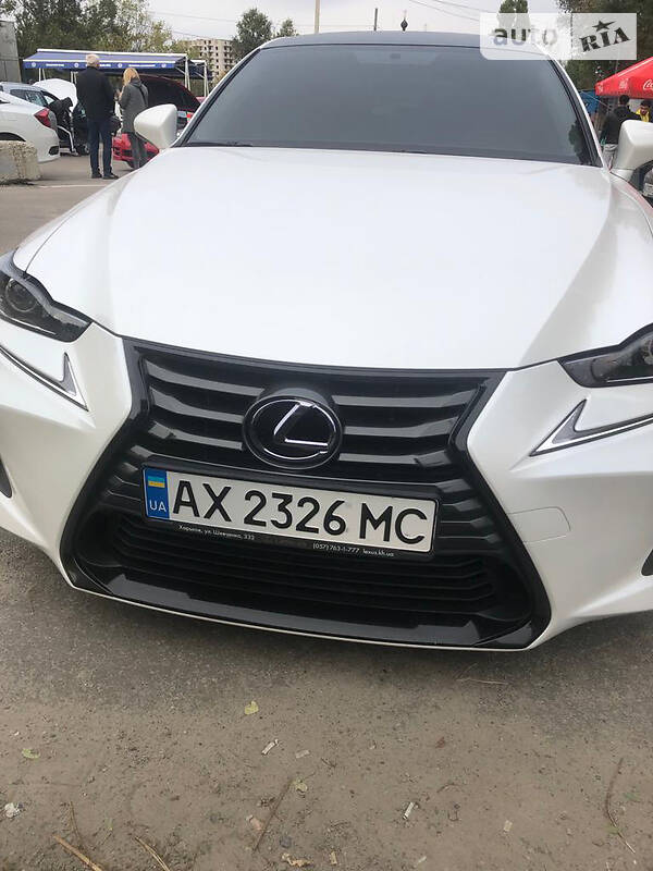 Седан Lexus IS 200t 2017 в Харькове