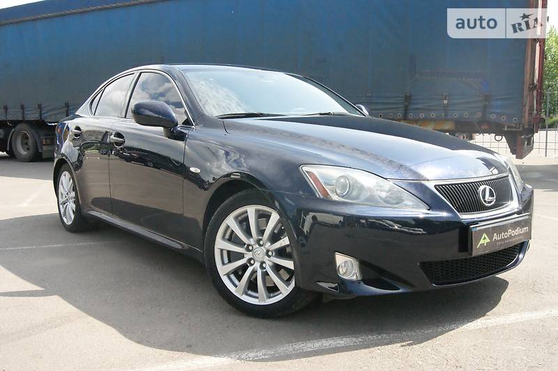 Lexus IS 2007 року