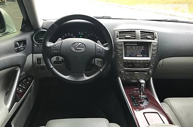 Седан Lexus IS 2007 в Киеве