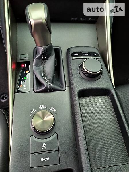 Седан Lexus IS 2015 в Києві фото 13 Седан Lexus IS 2015 в Києві