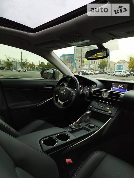 Седан Lexus IS 2015 в Києві фото 20 Седан Lexus IS 2015 в Києві