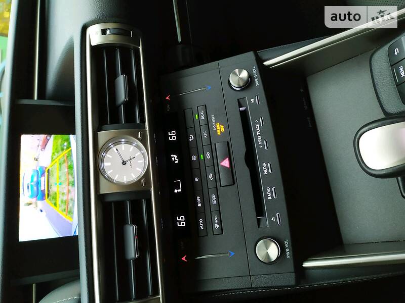 Седан Lexus IS 2015 в Києві фото 3 Седан Lexus IS 2015 в Києві