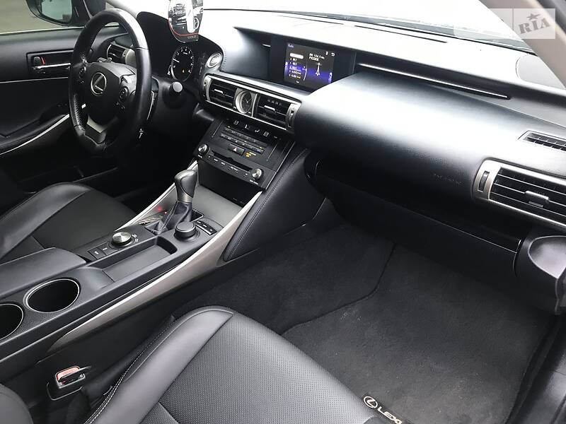 Седан Lexus IS 2016 в Одесі фото 12 Седан Lexus IS 2016 в Одесі