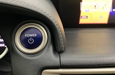 Седан Lexus IS 2014 в 