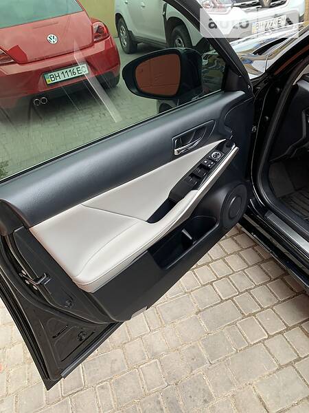 Седан Lexus IS 2015 в Одесі фото 44 Седан Lexus IS 2015 в Одесі