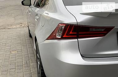 Седан Lexus IS 2014 в 