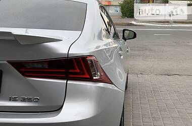 Седан Lexus IS 2014 в 