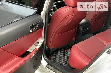 Седан Lexus IS 2014 в 