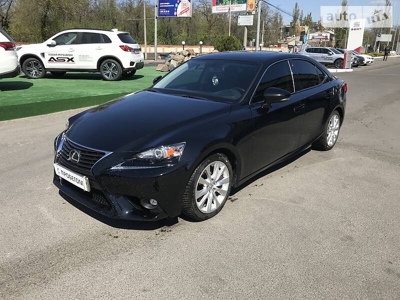 Седан Lexus IS 2016 в Одесі фото 17 Седан Lexus IS 2016 в Одесі