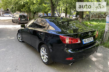 Седан Lexus IS 2010 в 