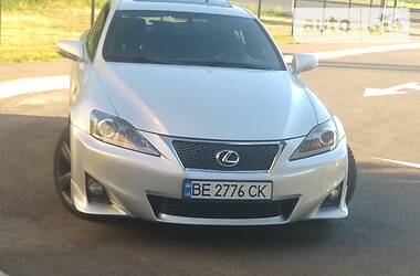 Седан Lexus IS 2012 в 