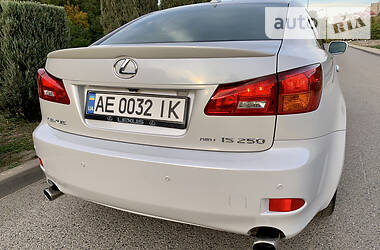 Седан Lexus IS 2008 в Днепре