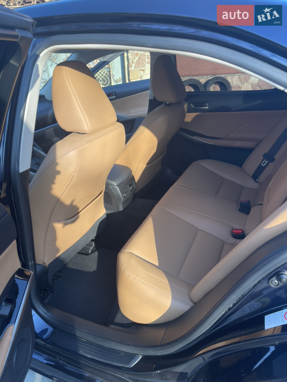 2017 Lexus IS - мініатюра 7