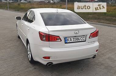 Седан Lexus IS 2011 в Боярці