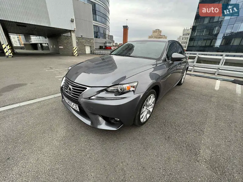 Lexus IS 2014