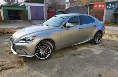 Седан Lexus IS 2015 в Шепетівці