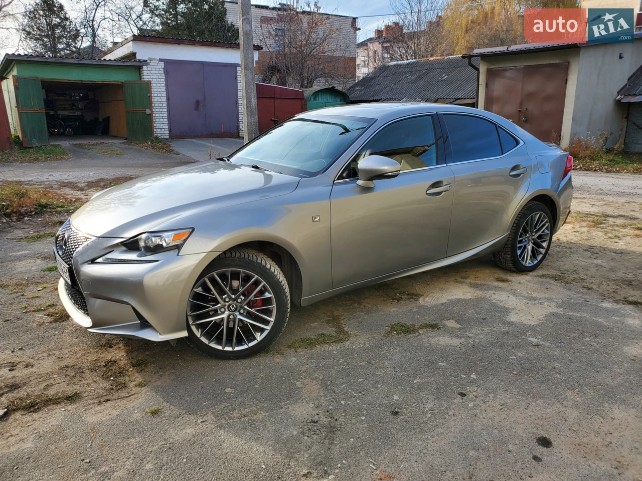 2015 Lexus IS - мініатюра 4
