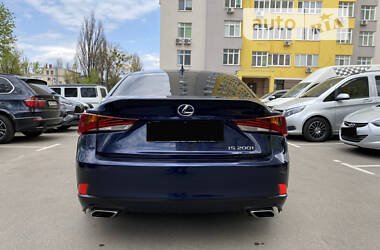 Седан Lexus IS 2017 в Киеве