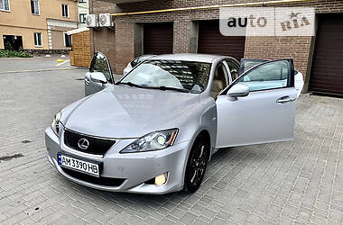 Седан Lexus IS 2007 в Бердичеві