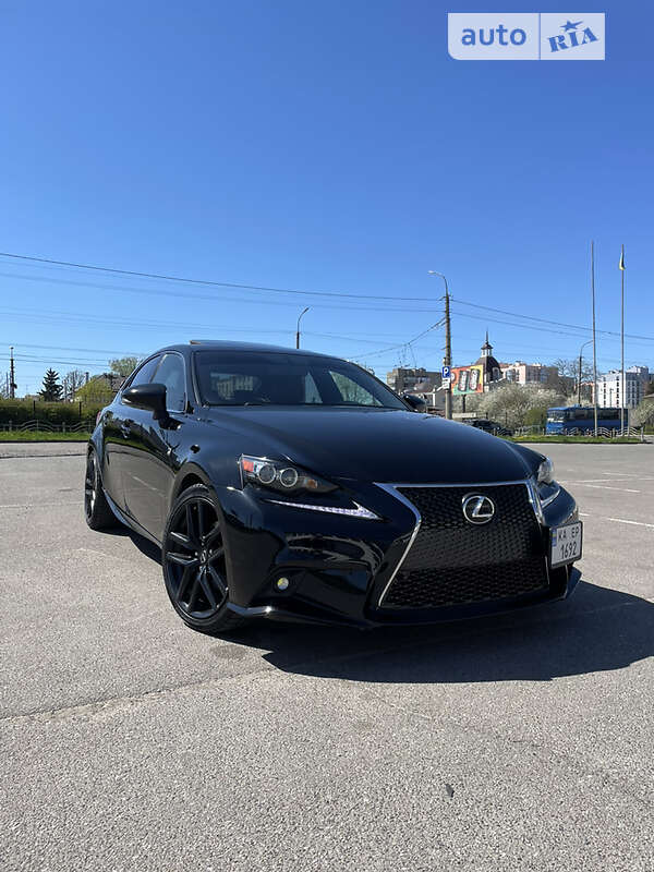 – Продам Лексус ИС 2014 (KA1692EP) бензин седан бу в