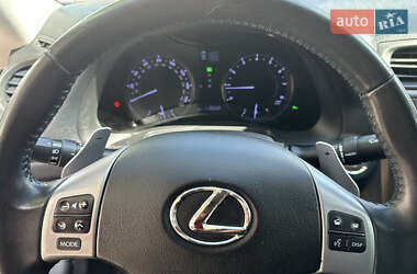Кабріолет Lexus IS 2012 в Києві