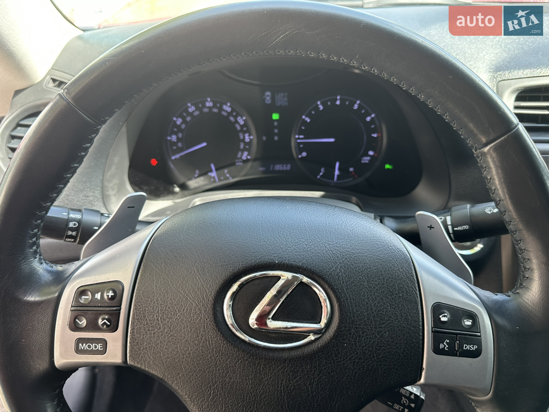 2012 Lexus IS - мініатюра 18