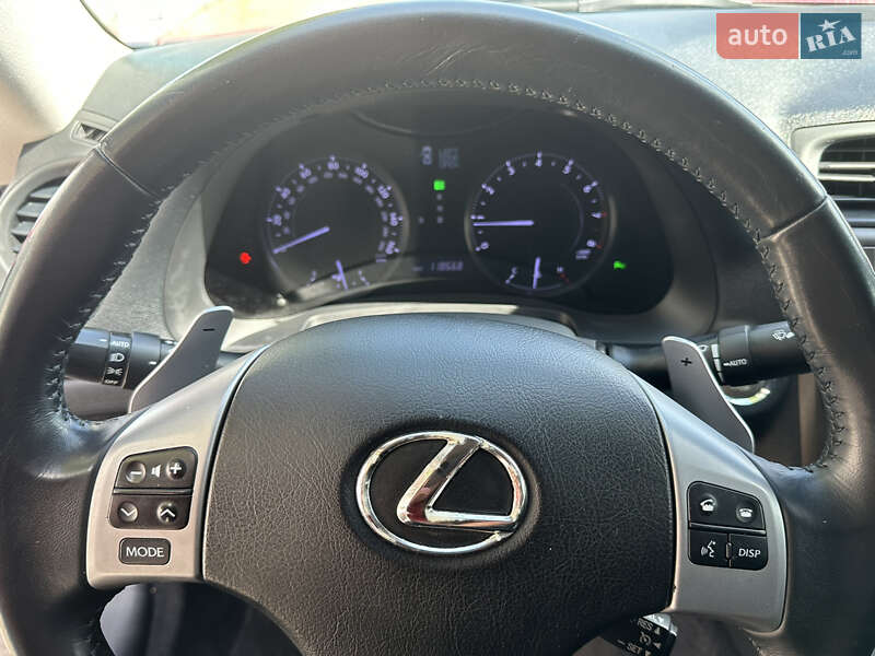 Кабриолет Lexus IS 2012 в Киеве