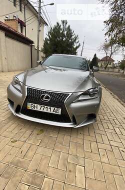 Седан Lexus IS 2015 в Одесі