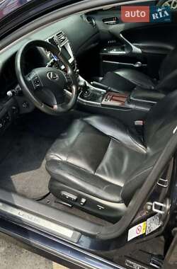 Седан Lexus IS 2007 в Старом Селе
