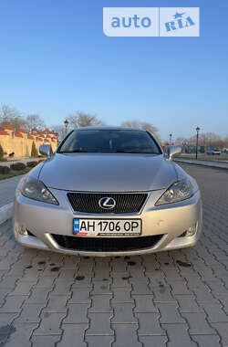 Седан Lexus IS 2006 в Ізмаїлі