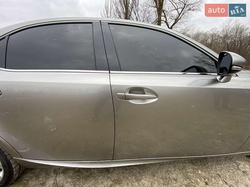 Седан Lexus IS 2013 в Полтаве