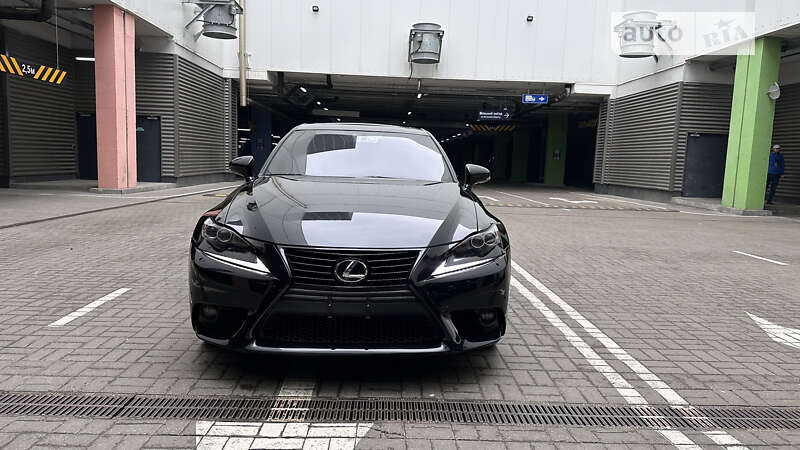 Седан Lexus IS 2013 в Києві фото 34 Седан Lexus IS 2013 в Києві