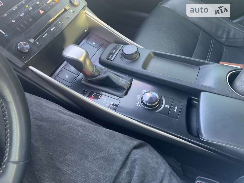 Седан Lexus IS 2013 в Одессе фото 27 Седан Lexus IS 2013 в Одессе