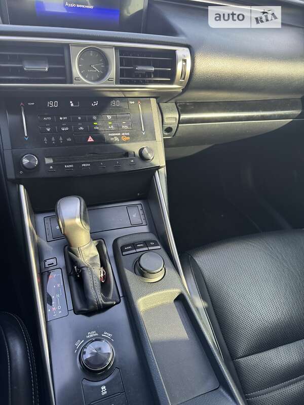 Седан Lexus IS 2013 в Одессе фото 33 Седан Lexus IS 2013 в Одессе